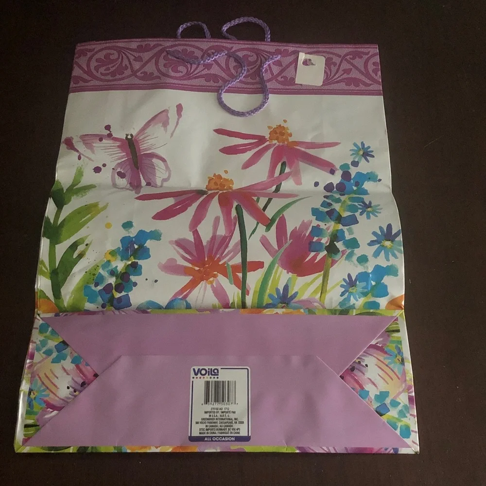 🛍️ Watercolor Floral Gift Bag